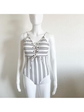 Cupshe Women's Size M White Black Stripe Crisscross Lace Up One Piece Swimsuit